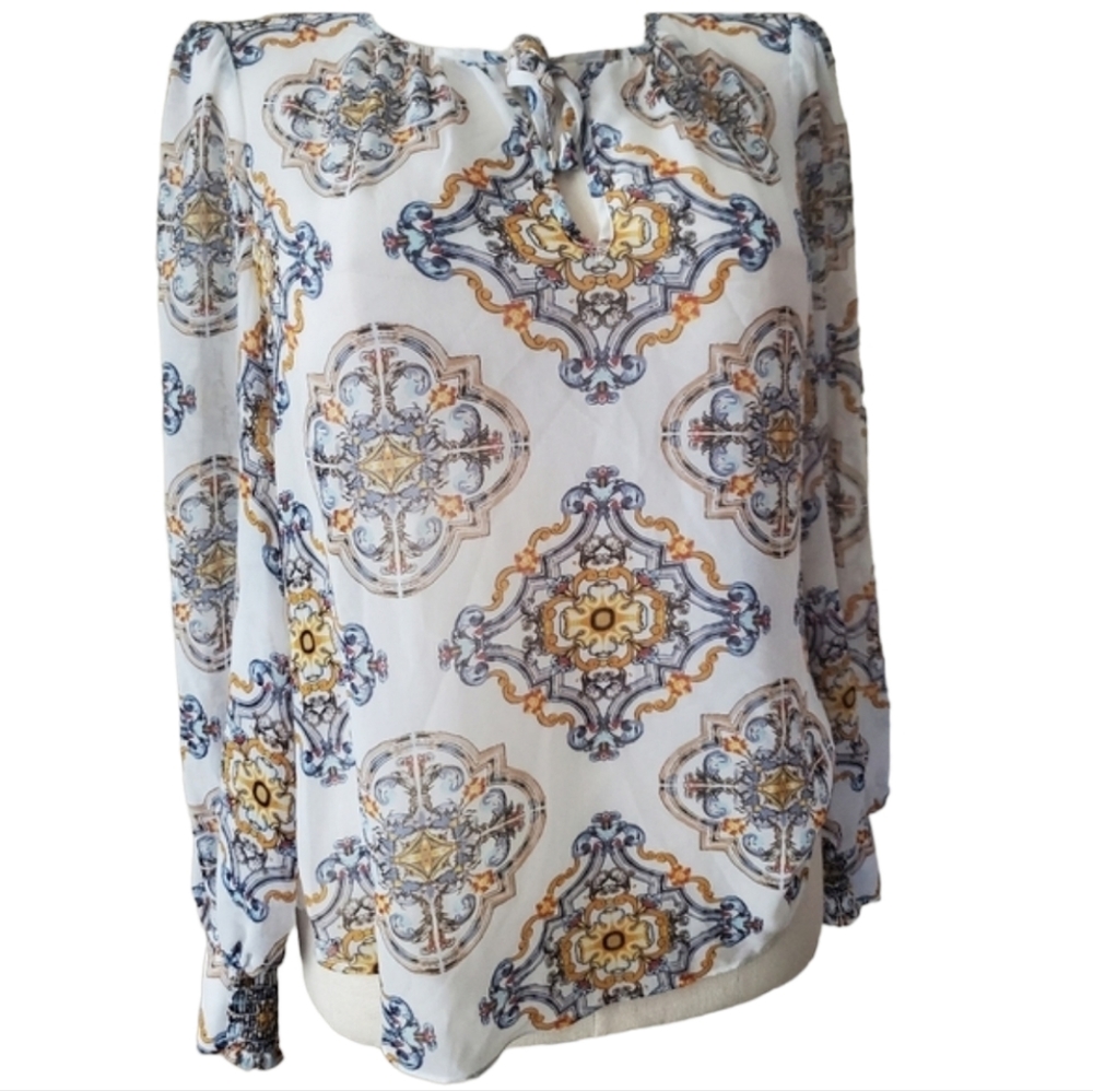 White house black market top medium